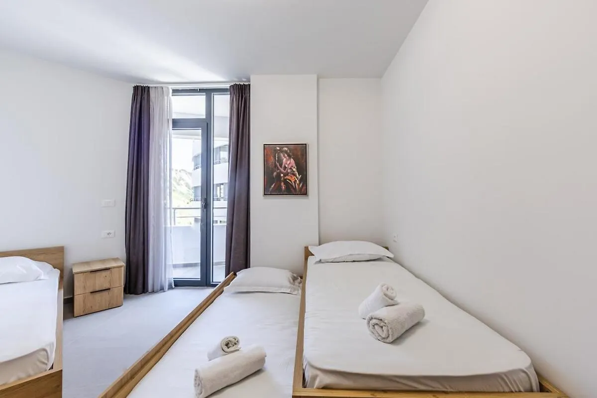 Hill Side Suite 2 By Ps Durrës Appartement